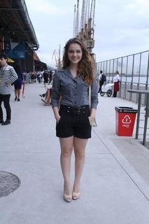 Cecília Dassi feet photo 20