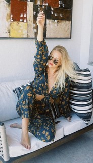 Cela Lopes feet photo thumbnail