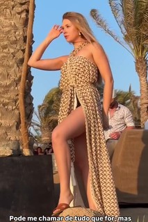 Cela Lopes feet photo thumbnail