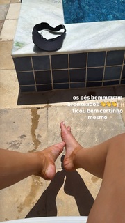 Cela Lopes feet photo thumbnail
