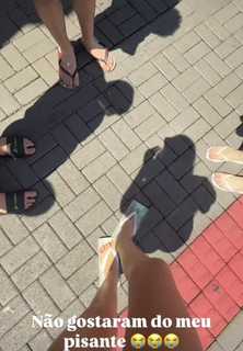 Cela Lopes feet photo thumbnail