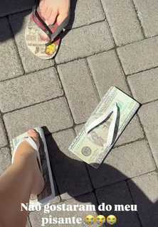 Cela Lopes feet photo thumbnail