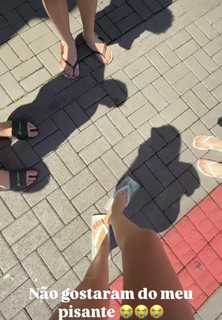 Cela Lopes feet photo thumbnail