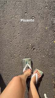 Cela Lopes feet photo thumbnail