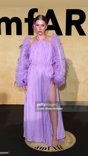 Cela Lopes feet photo thumbnail