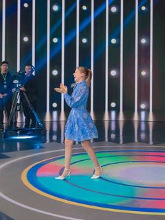 Cela Lopes feet photo thumbnail