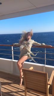 Cela Lopes feet photo thumbnail