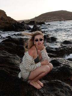 Cela Lopes feet photo thumbnail