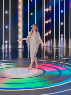 Cela Lopes feet photo thumbnail