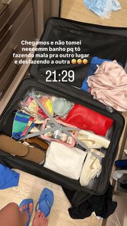 Cela Lopes feet photo 16