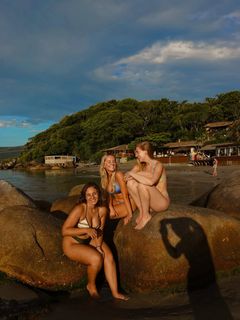 Cela Lopes feet photo 14