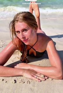 Cela Lopes feet photo 4