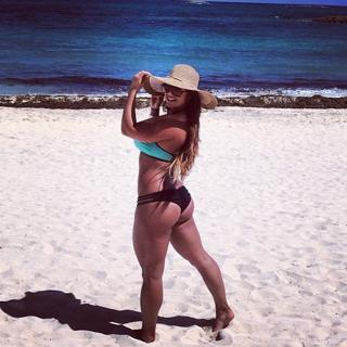 Celeste Bonin feet photo thumbnail