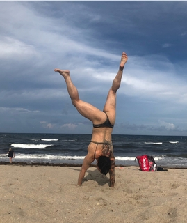 Celeste Bonin feet photo thumbnail