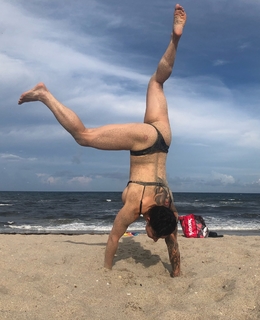 Celeste Bonin feet photo thumbnail