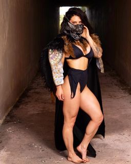 Celeste Bonin feet photo thumbnail
