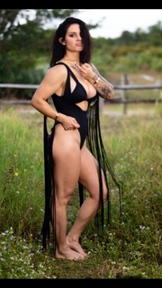 Celeste Bonin feet photo thumbnail
