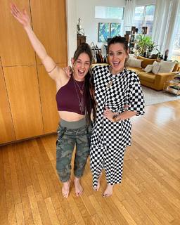 Celeste Bonin feet photo thumbnail