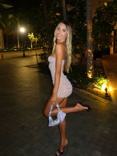 Celeste Bright feet photo 1