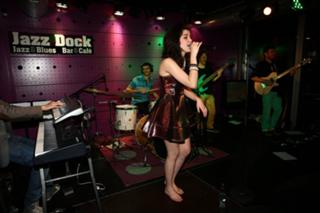 Celeste Buckingham feet photo 5