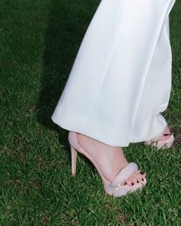 Celeste Cid feet photo 4