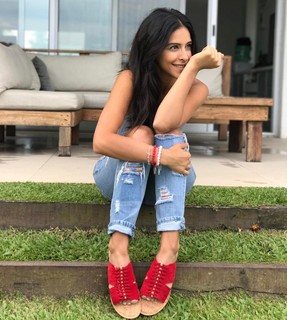 Celeste Muriega feet photo 4