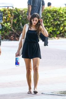 Celine Farach feet photo 9