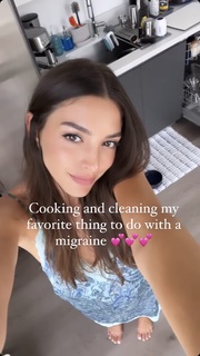Celine Farach feet photo 3