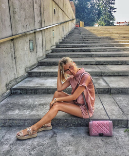 Celine Van Ouytsel feet photo 12