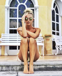 Celine Van Ouytsel feet photo 14