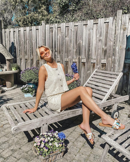 Celine Van Ouytsel feet photo 3