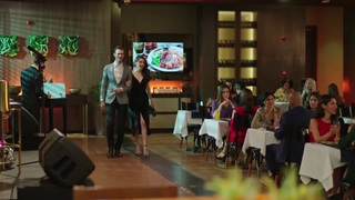 Cemre Baysel feet photo thumbnail