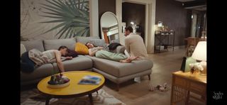 Cemre Baysel feet photo thumbnail