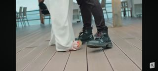 Cemre Baysel feet photo 10