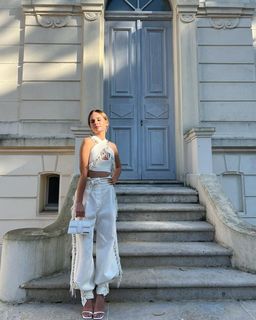 Cemre Solmaz feet photo thumbnail