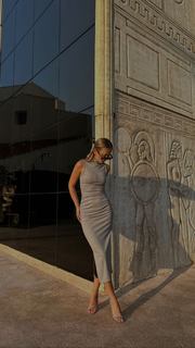 Cemre Solmaz feet photo thumbnail