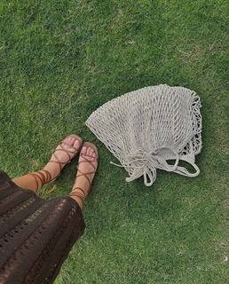 Cemre Solmaz feet photo thumbnail