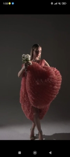 Cemre Solmaz feet photo thumbnail