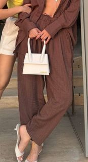 Cemre Solmaz feet photo thumbnail