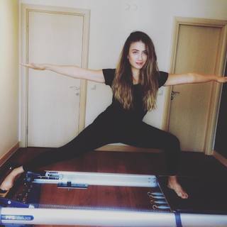 Ceren Benderlioglu feet photo 1
