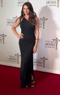 Cerina Vincent feet photo thumbnail