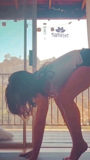 Cerina Vincent feet photo thumbnail