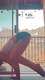 Cerina Vincent feet photo thumbnail