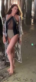 Cerina Vincent feet photo thumbnail