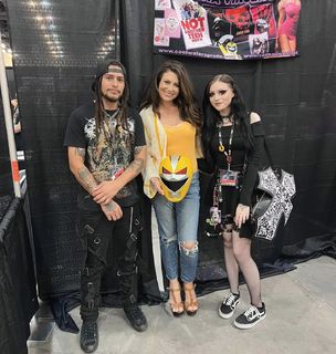 Cerina Vincent feet photo thumbnail