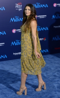 Cerina Vincent feet photo thumbnail