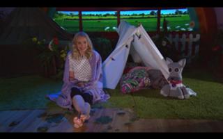 Cerrie Burnell feet photo 13