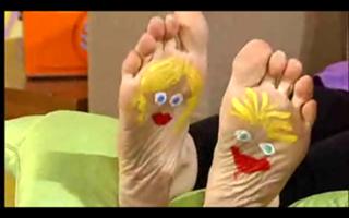 Cerrie Burnell feet photo 2