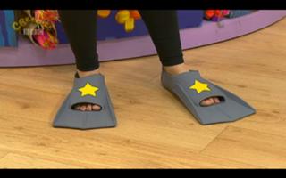 Cerrie Burnell feet photo 14