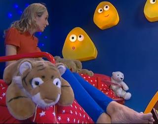 Cerrie Burnell feet photo 8
